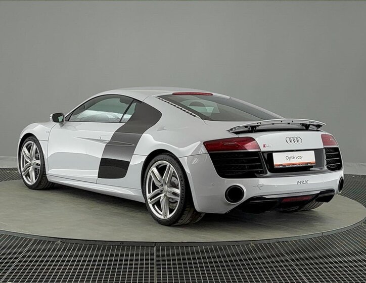 Audi R8 Kupé 5,2 l 386 kw