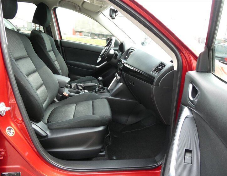 Mazda CX-5 SUV / Terénní 2,0 l 121 kw