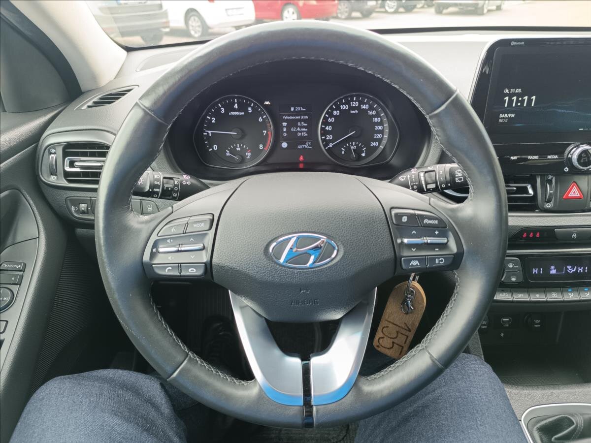 Hyundai i30 Kombi 998,0 88 kw