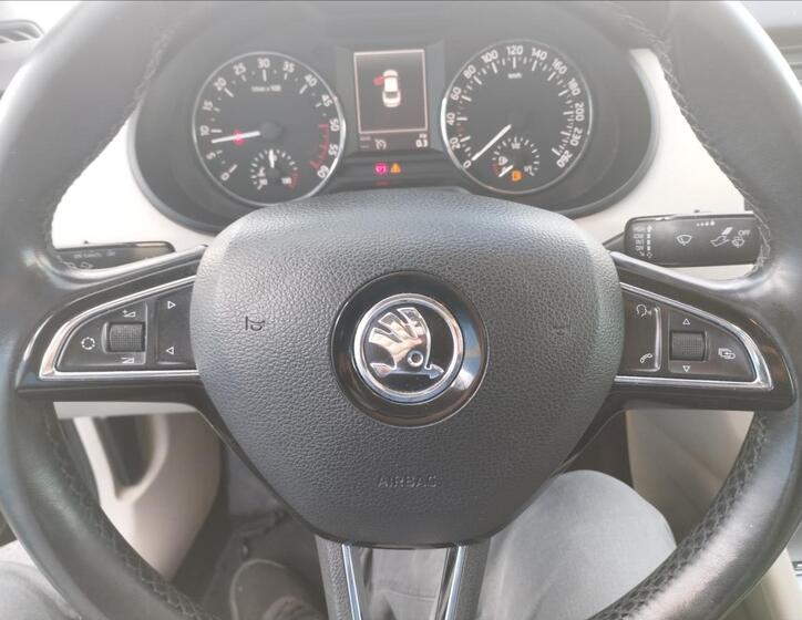 Škoda Octavia 15
