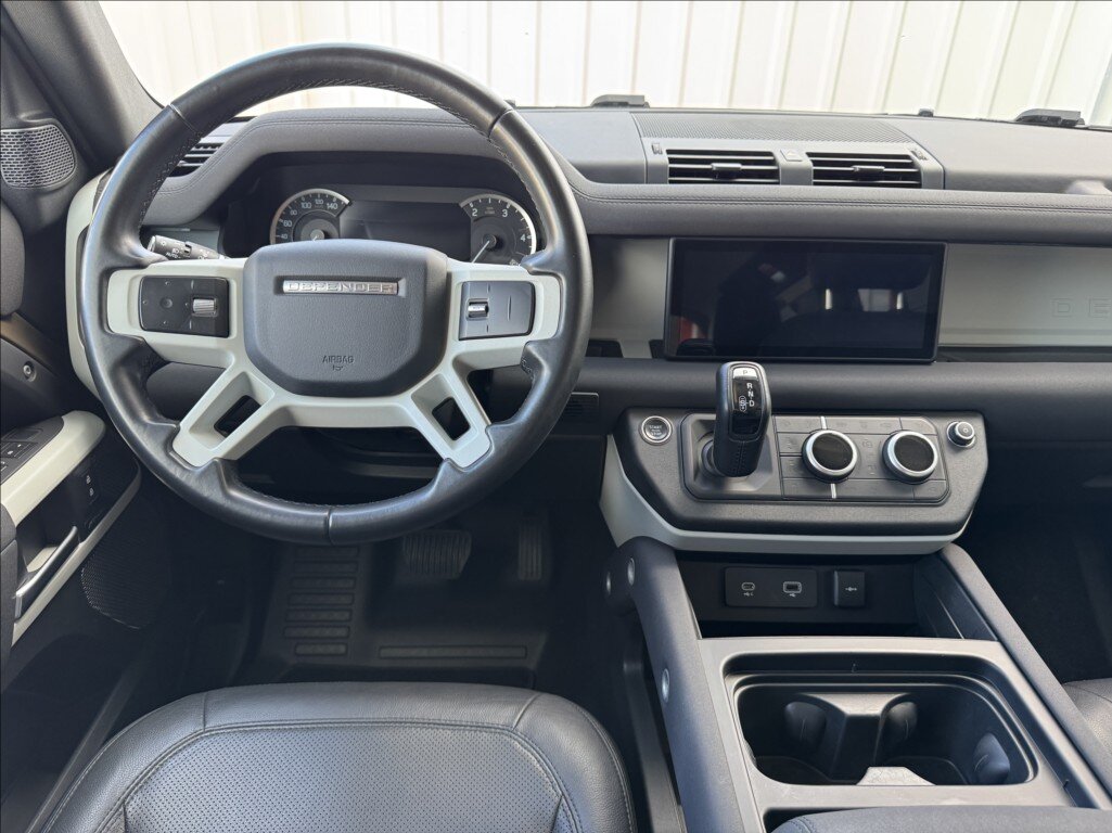 Land Rover Defender SUV / Terénní 3,0 l 221 kw