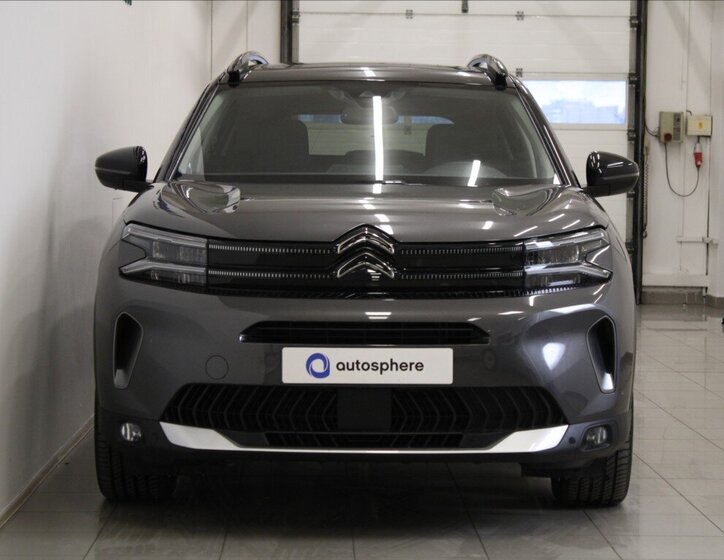 Citroën C5 Aircross SUV 1,6 l 165 kw