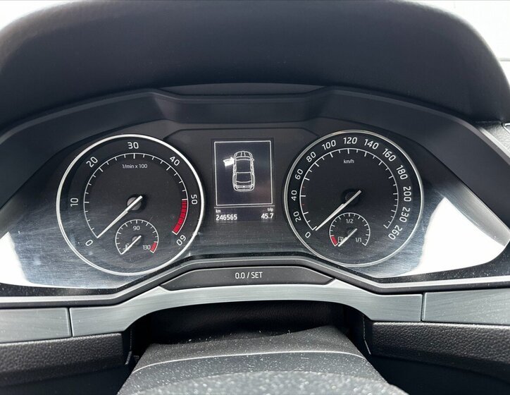 Škoda Superb Sedan 2,0 l 110 kw