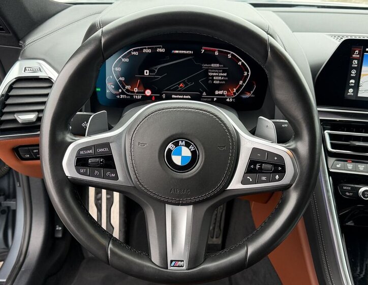 BMW Řada 8 Kupé 4,4 l 390 kw