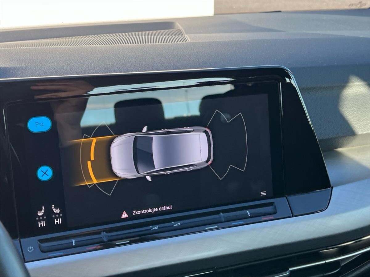 Volkswagen Golf Hatchback 999,0 81 kw