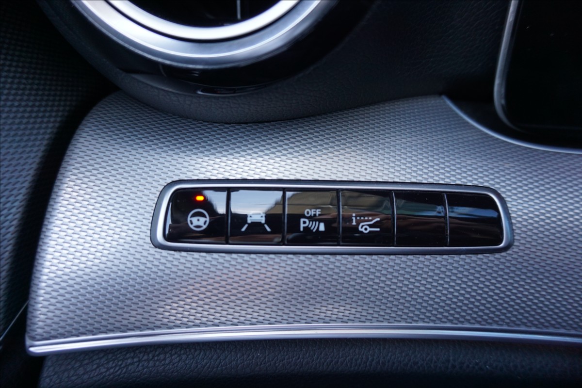 Mercedes-Benz Třídy E