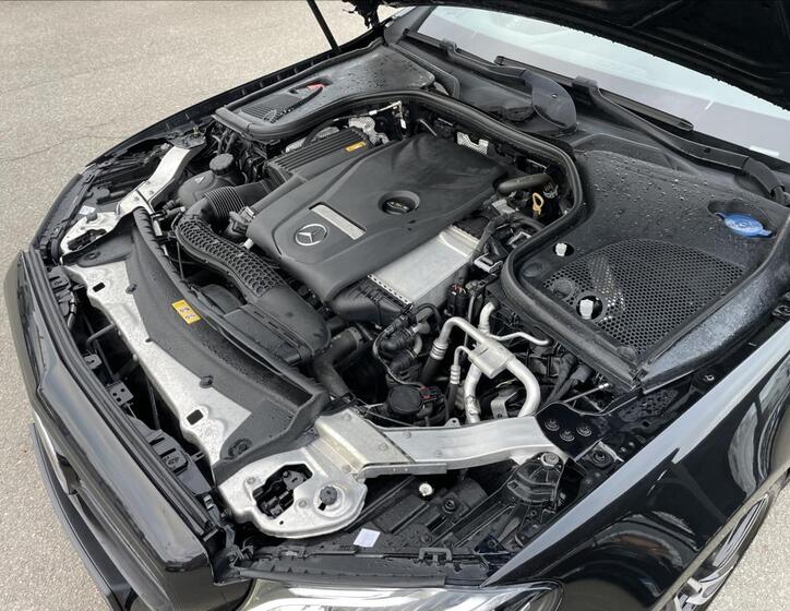 Mercedes-Benz Třídy E 60