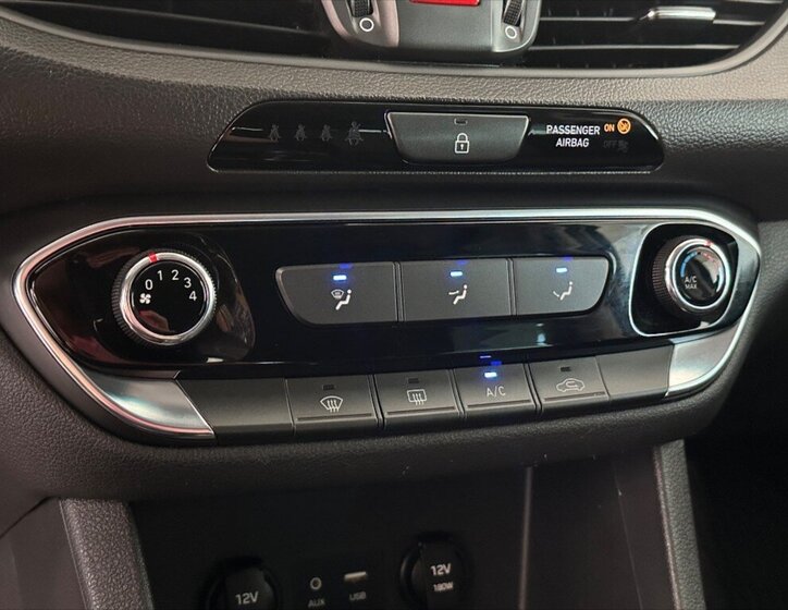 Hyundai i30 Kombi 1,6 l 85 kw