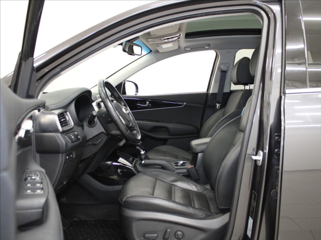 KIA Sorento SUV 2,2 l 147 kw