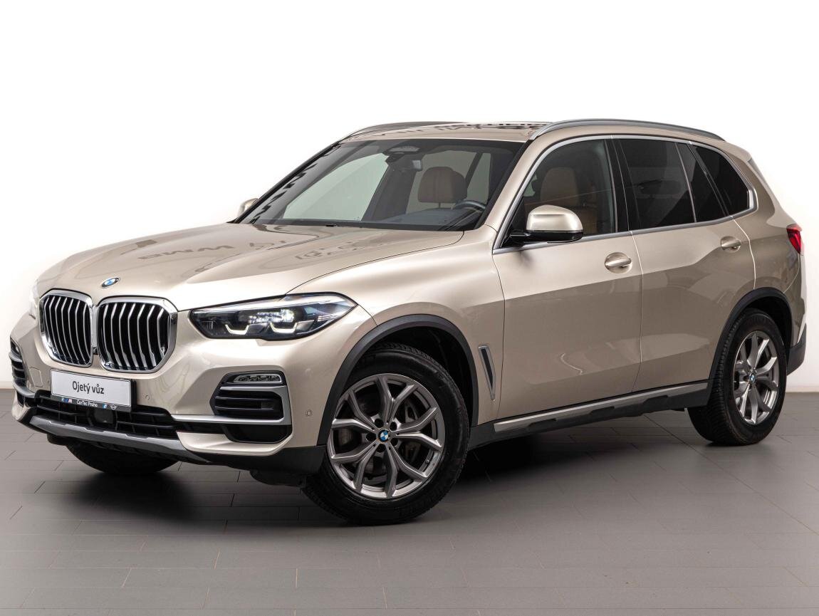 BMW X5 SUV 3,0 l 250 kw