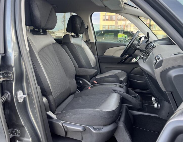 Citroën C4 Picasso 17