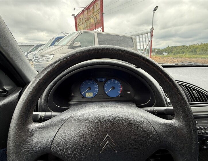 Citroën Saxo 9