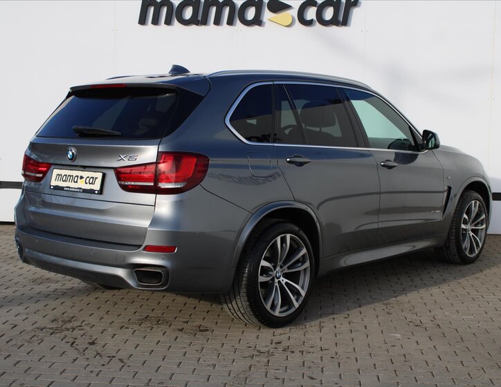 BMW X5 SUV 3,0 l 230 kw