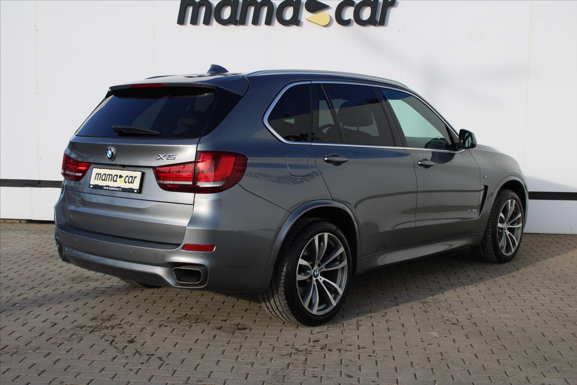 BMW X5 SUV 3,0 l 230 kw