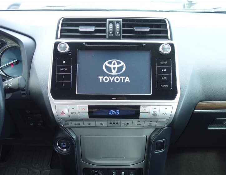 Toyota Land Cruiser SUV / Terénní 2,8 l 130 kw