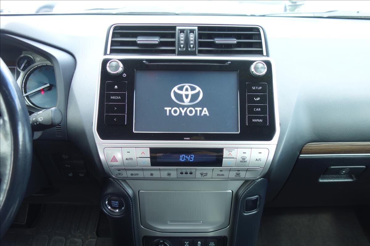 Toyota Land Cruiser SUV / Terénní 2,8 l 130 kw