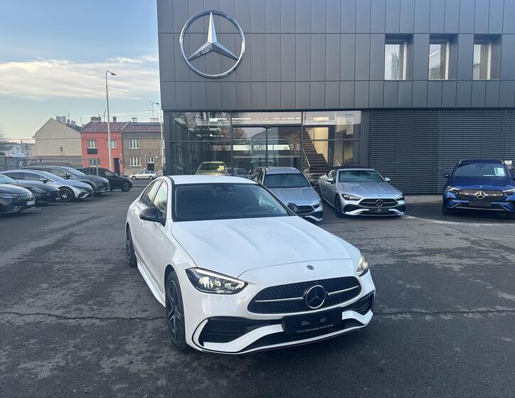 Mercedes-Benz Třídy C 9