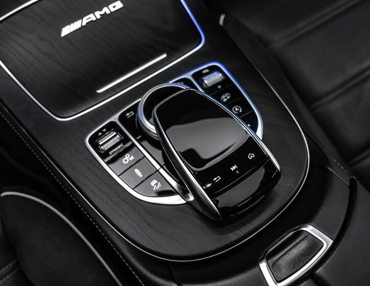 Mercedes-Benz Třídy E Kombi 4,0 l 450 kw