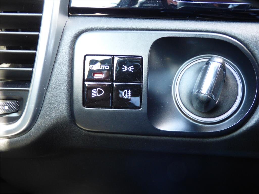 Porsche Cayenne SUV 2,9 l 324 kw