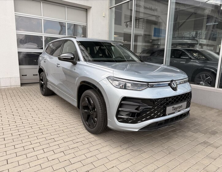 Volkswagen Tayron SUV / Terénní 1,5 l 150 kw
