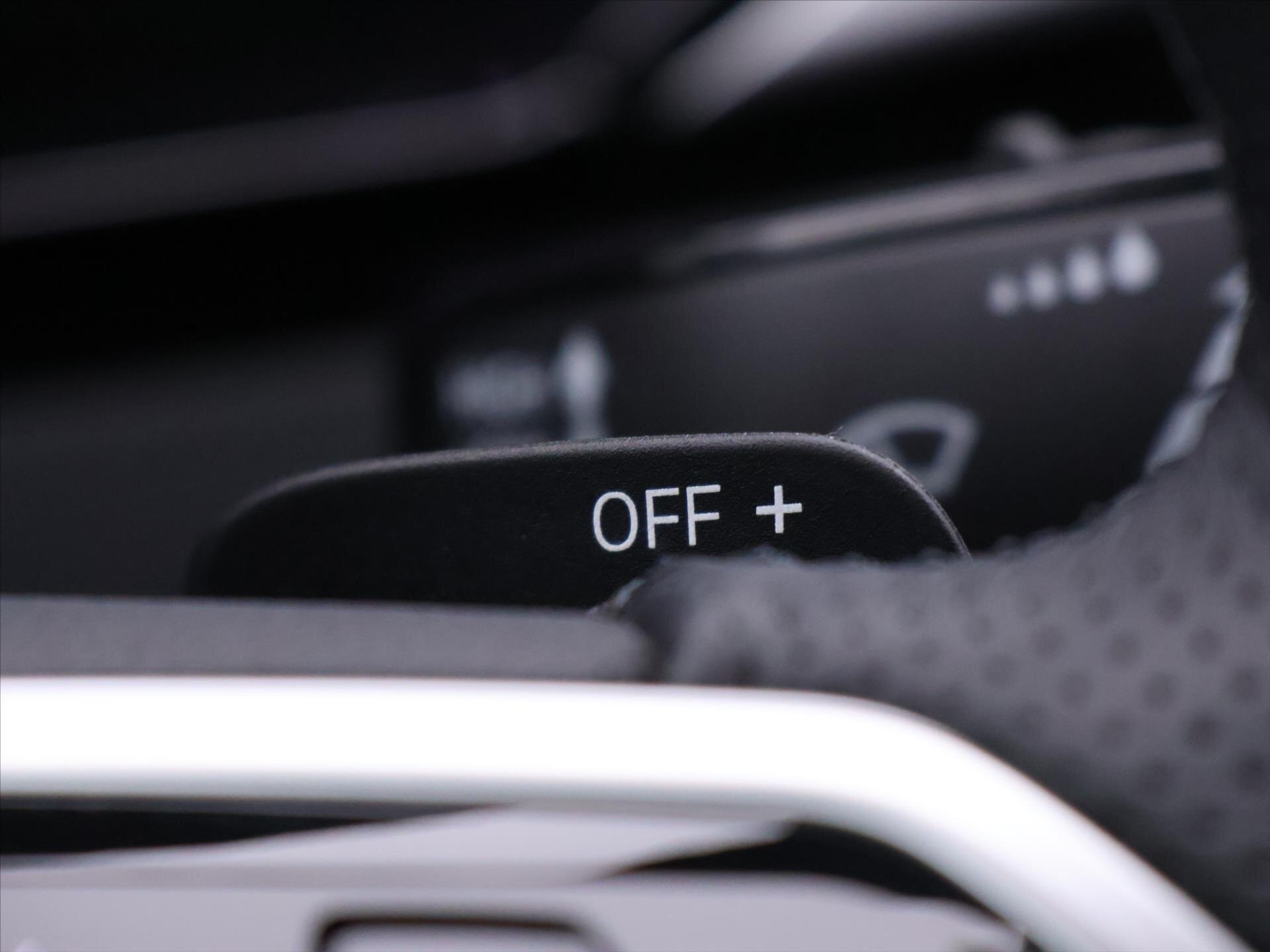 Volkswagen Arteon Kombi 2,0 l 140 kw