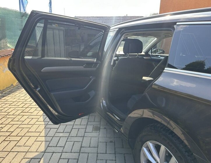 Volkswagen Passat Kombi 2,0 l 110 kw