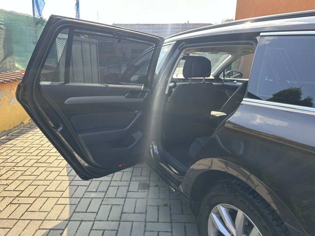 Volkswagen Passat Kombi 2,0 l 110 kw