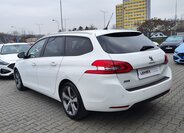 Peugeot 308 7