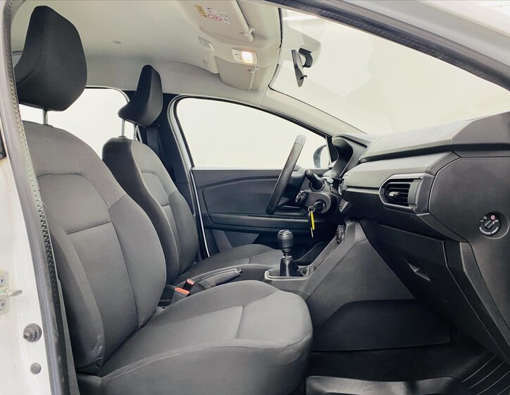Dacia Jogger Kombi 999,0 67 kw