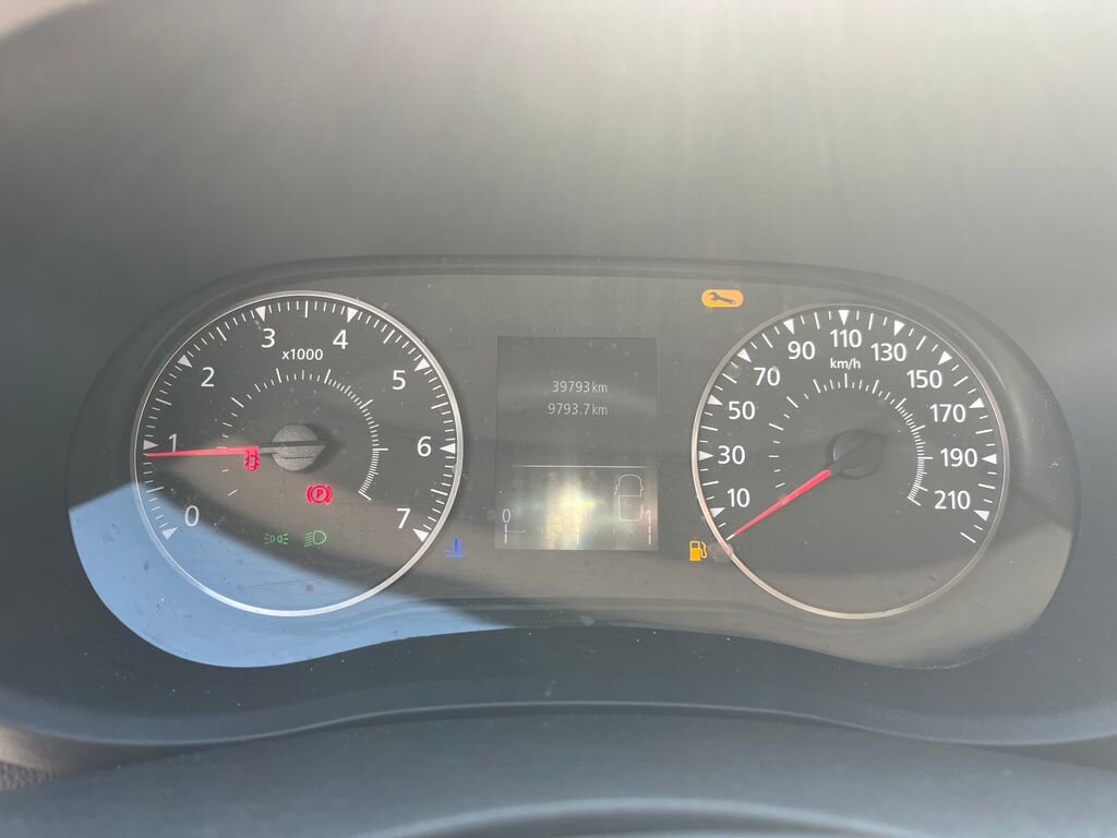 Nissan Interstar Skříň 2,3 l 100 kw