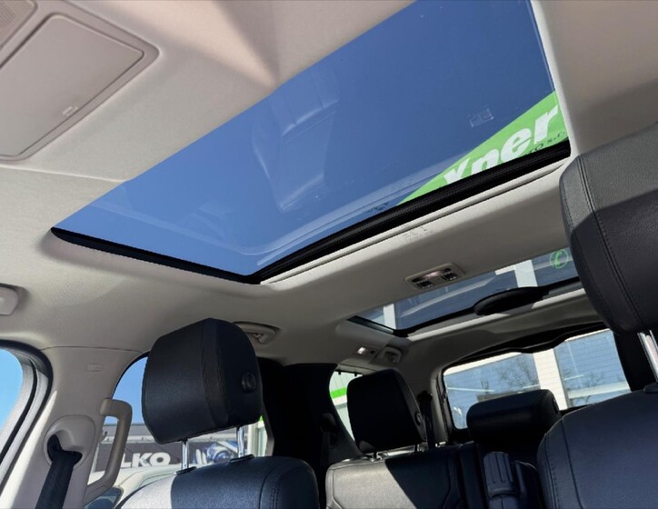 Land Rover Discovery 21