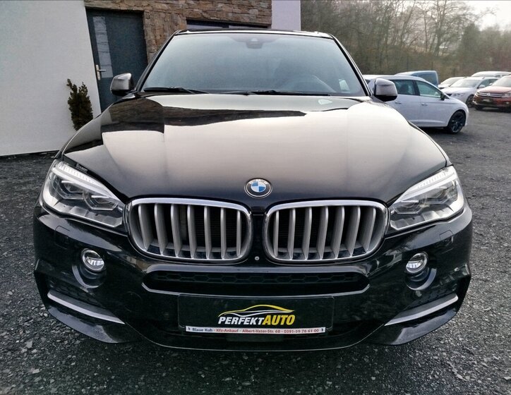 BMW X5 SUV 3,0 l 280 kw