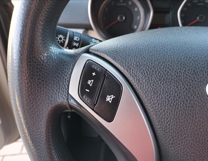 Hyundai i30 Hatchback 1,6 l 88 kw