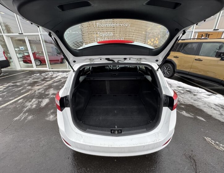 Hyundai i30 Kombi 1,6 l 88 kw