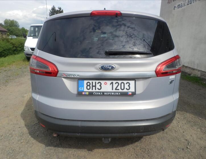 Ford S-MAX 5