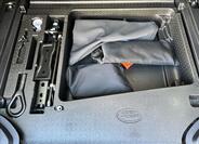 Land Rover Defender 4