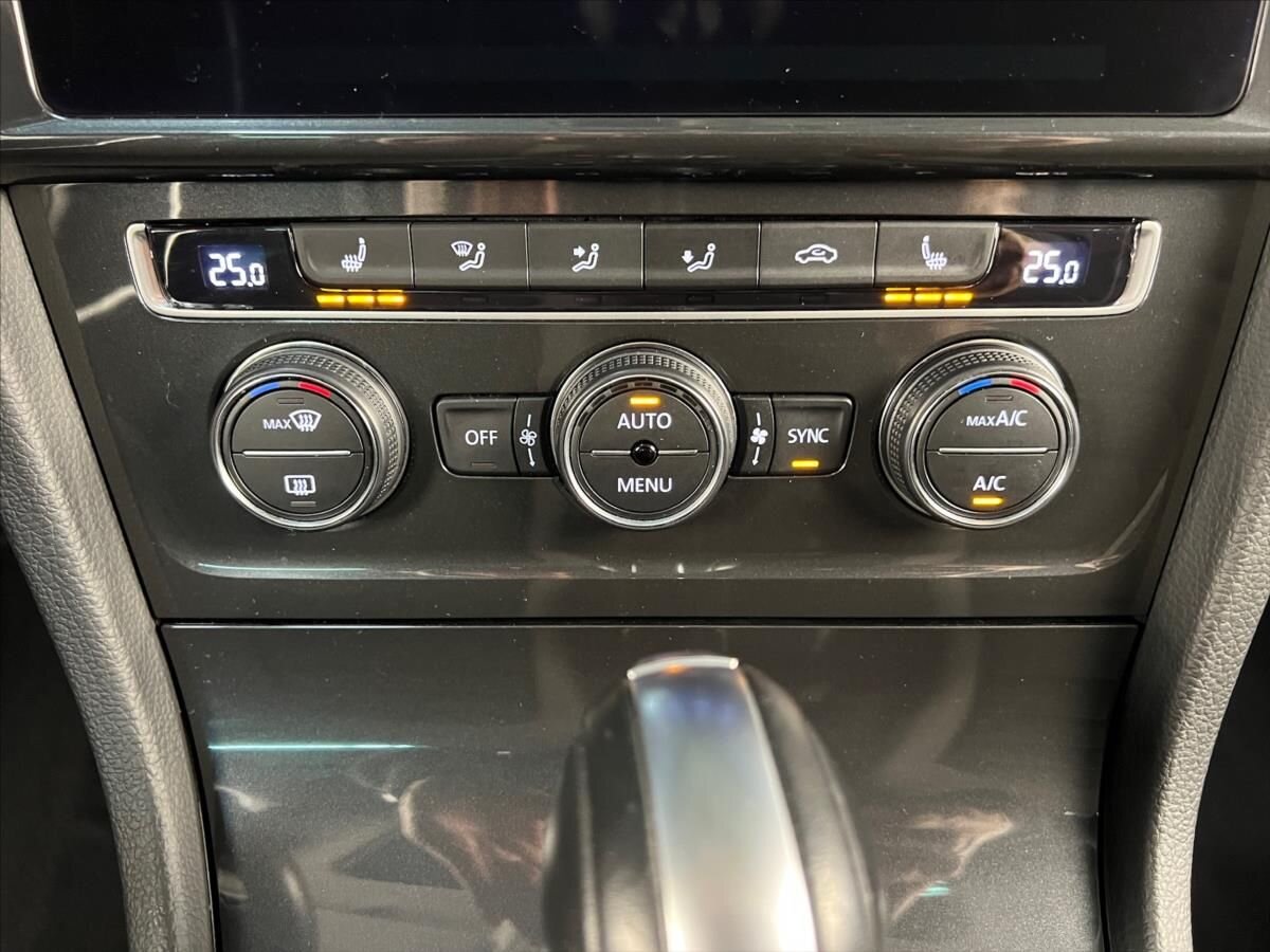 Volkswagen Golf Kombi 2,0 l 135 kw