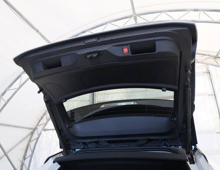 DS Automobiles DS4 Hatchback 1,2 l 100 kw