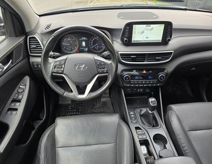 Hyundai Tucson 16