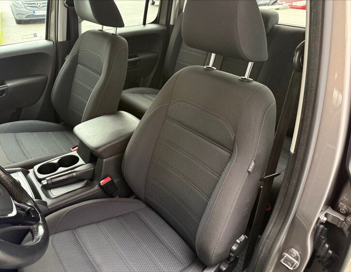 Volkswagen Amarok 10