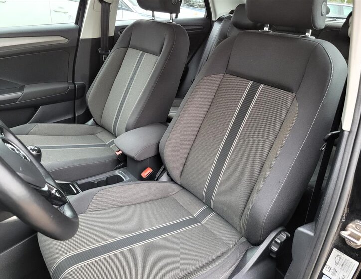 Volkswagen T-Roc SUV 999,0 85 kw