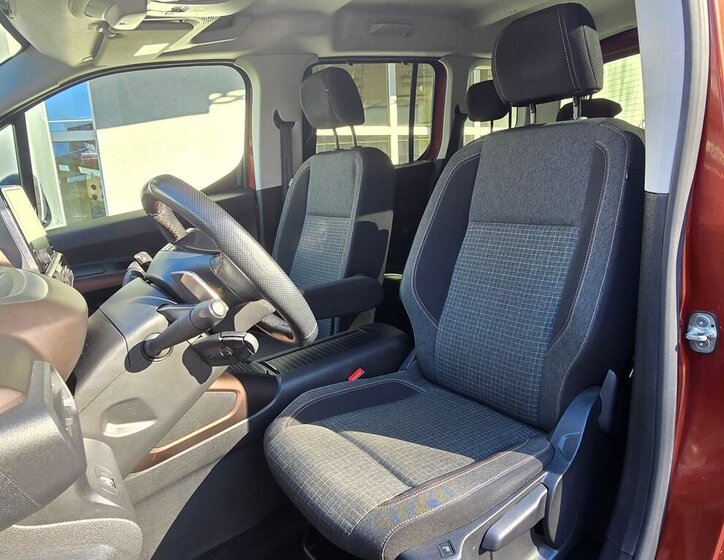 Peugeot Rifter VAN / Minibus 1,2 l 96 kw