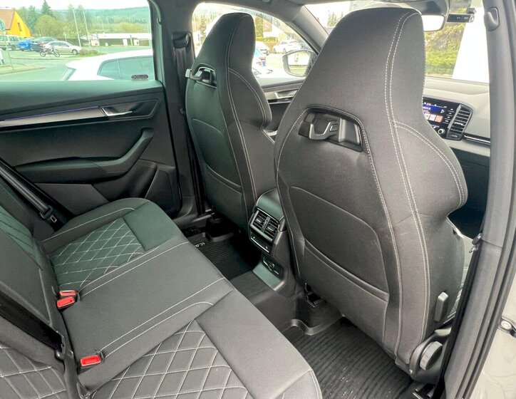 Škoda Karoq SUV / Terénní 1,5 l 110 kw