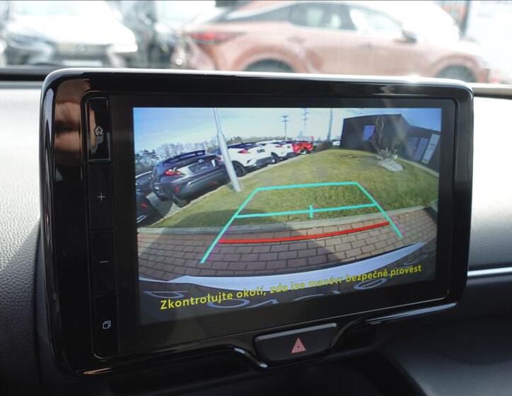 Toyota Yaris Cross 19