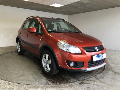 Suzuki SX4