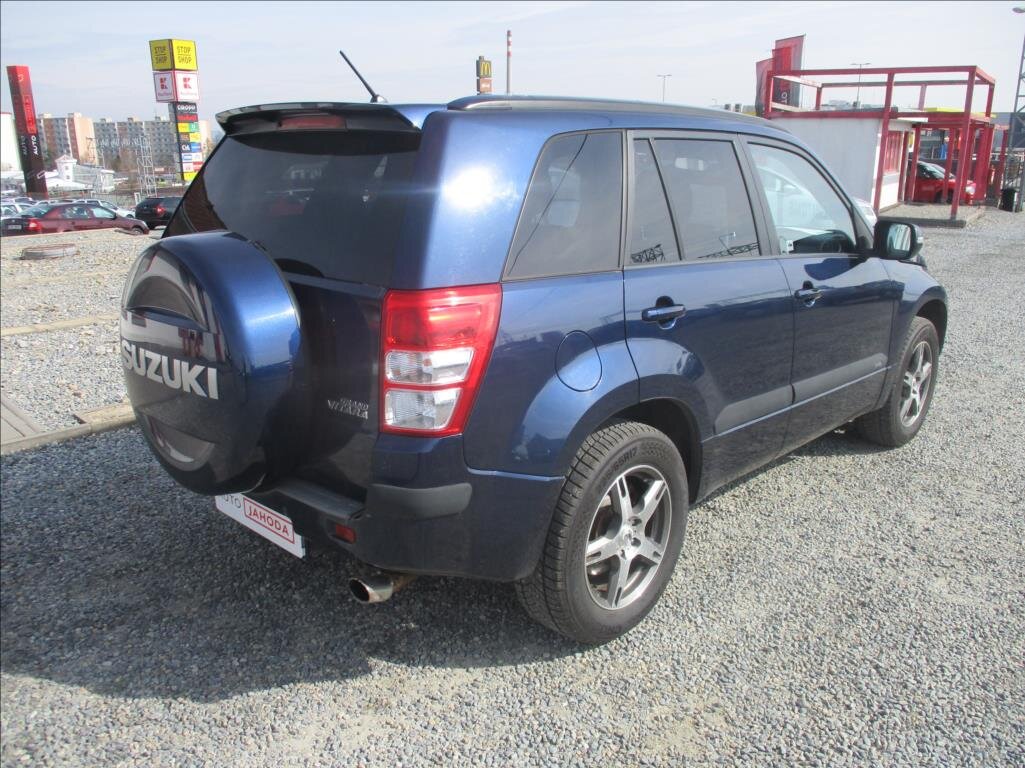 Suzuki Grand Vitara SUV / Terénní 2,4 l 124 kw