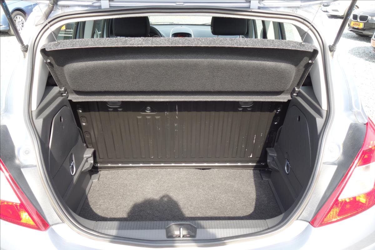 Opel Corsa Hatchback 1,2 l 59 kw