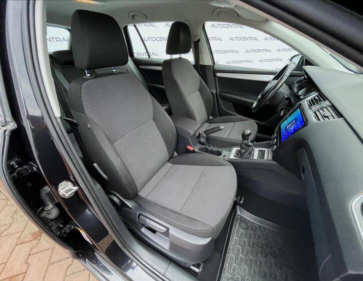 Škoda Octavia 19