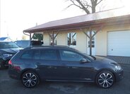 Volkswagen Golf 12