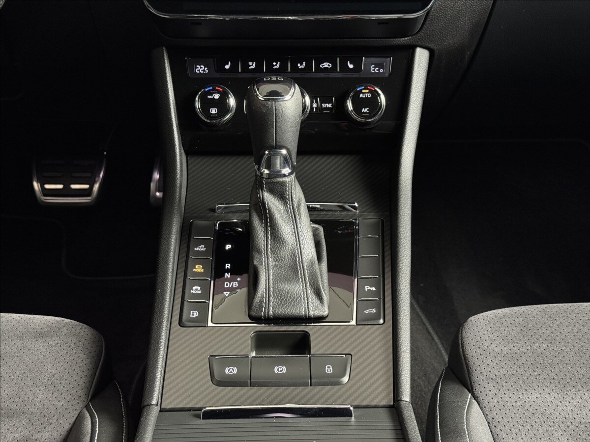 Škoda Superb Kombi 1,4 l 160 kw